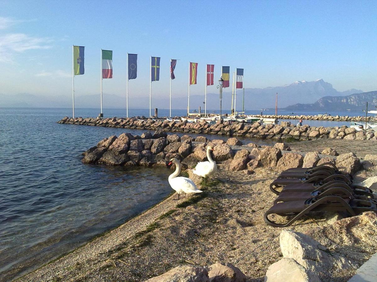Residenza Al Sogno - On Lake Garda Cavaion Veronese Buitenkant foto