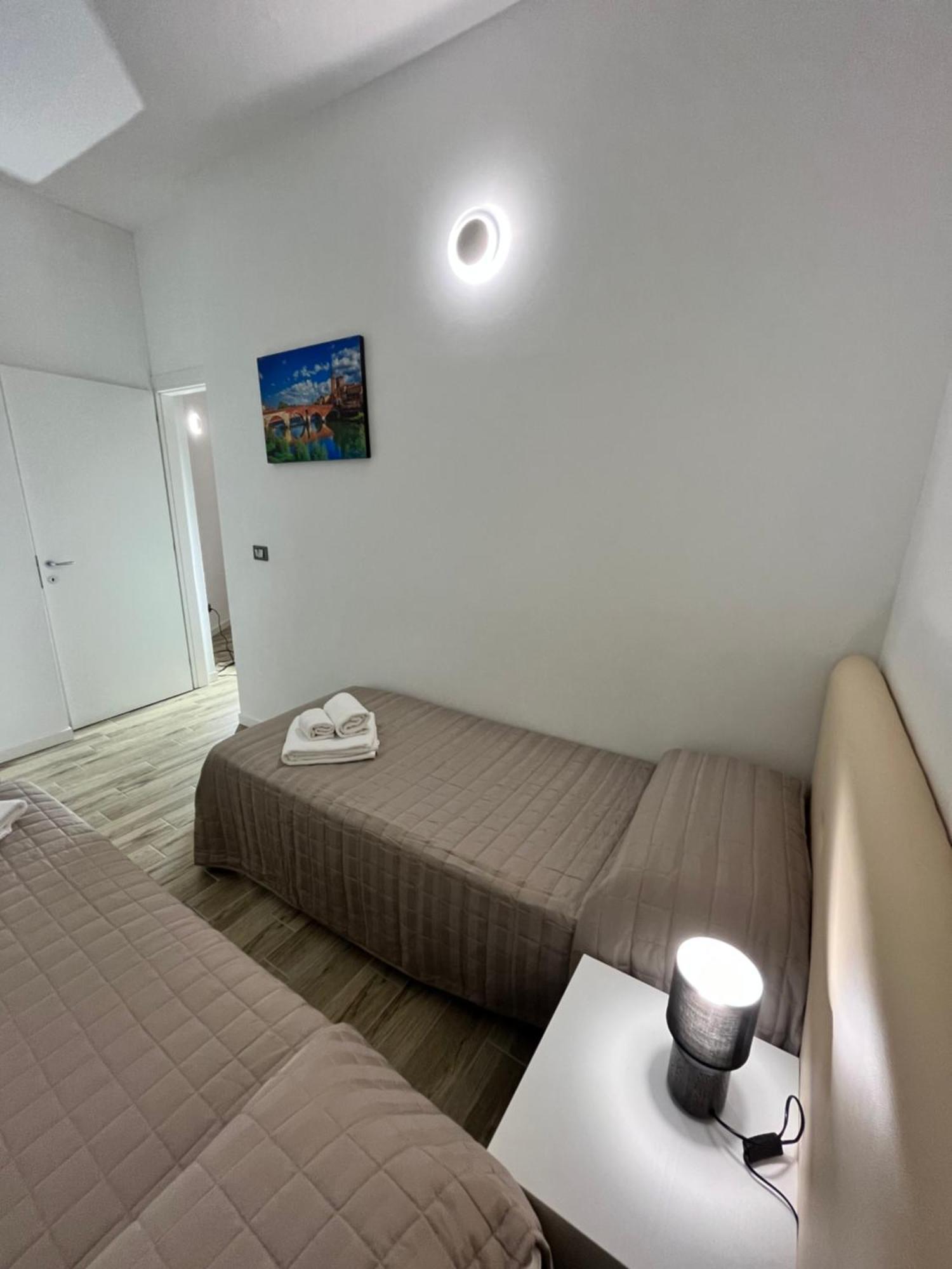 Residenza Al Sogno - On Lake Garda Cavaion Veronese Buitenkant foto